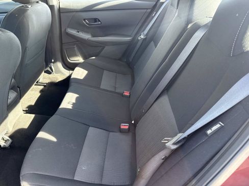 Used 2024 Nissan Sentra SV FWD image 14