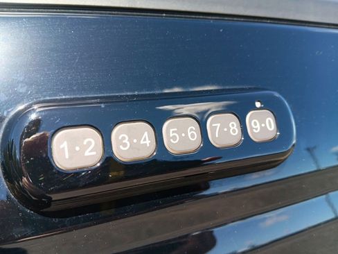Used 2022 Ford Bronco Wildtrak AWD/4WD image 12