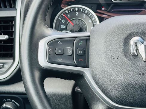 Used 2023 RAM 1500 Big Horn AWD/4WD image 17