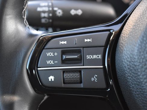 Used 2022 Honda Civic EX image 5