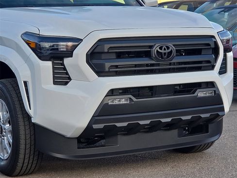 New 2026 Toyota Tacoma SR5 image 9