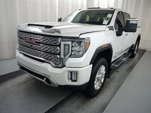 Used 2023 GMC Sierra 3500 Denali w/ Denali Ultimate Package image 2