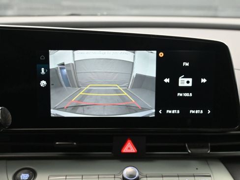 New 2026 Hyundai Elantra Limited FWD image 16