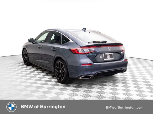 Used 2022 Honda Civic Sport Touring image 3