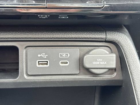 Used 2023 Honda Pilot Elite image 33