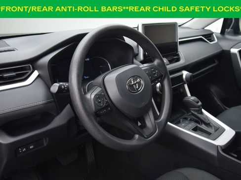 Used 2024 Toyota RAV4 LE image 15