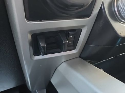 Used 2019 Ford F150 Lariat w/ Equipment Group 502A Luxury AWD/4WD image 82