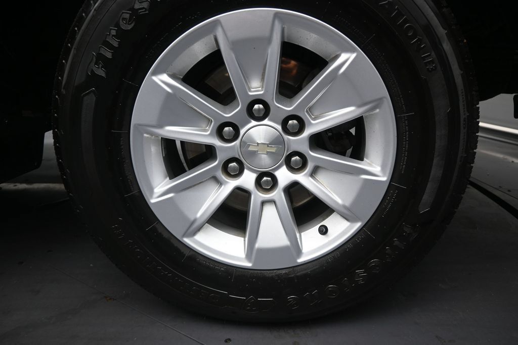Used 2022 Chevrolet Silverado 1500 LT RWD image 10