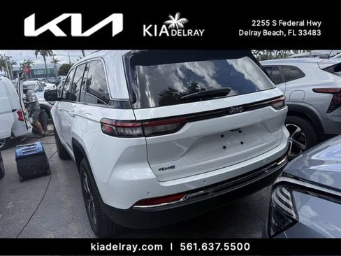 Used 2023 Jeep Grand Cherokee 4WD 4xe image 8
