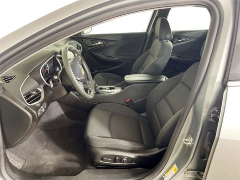 Used 2024 Chevrolet Malibu LT image 5