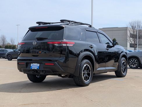 Used 2023 Nissan Pathfinder Rock Creek AWD/4WD image 6