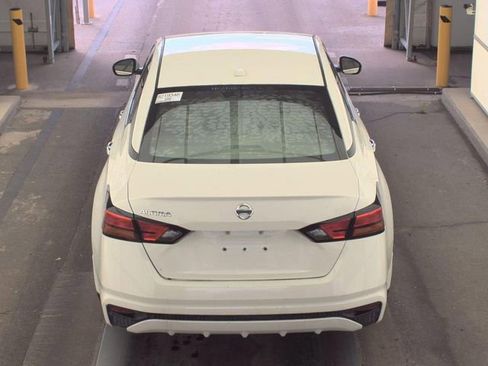 Used 2020 Nissan Altima 2.5 S FWD image 5