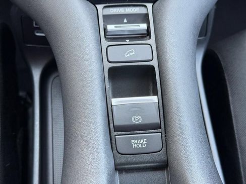 Used 2024 Honda HR-V LX image 20
