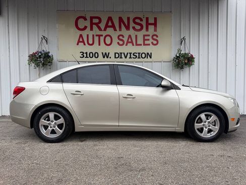 Used 2013 Chevrolet Cruze LT FWD image 6
