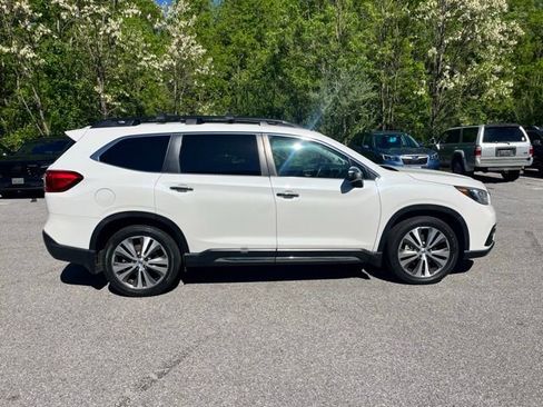 Used 2019 Subaru Ascent Touring AWD/4WD image 8