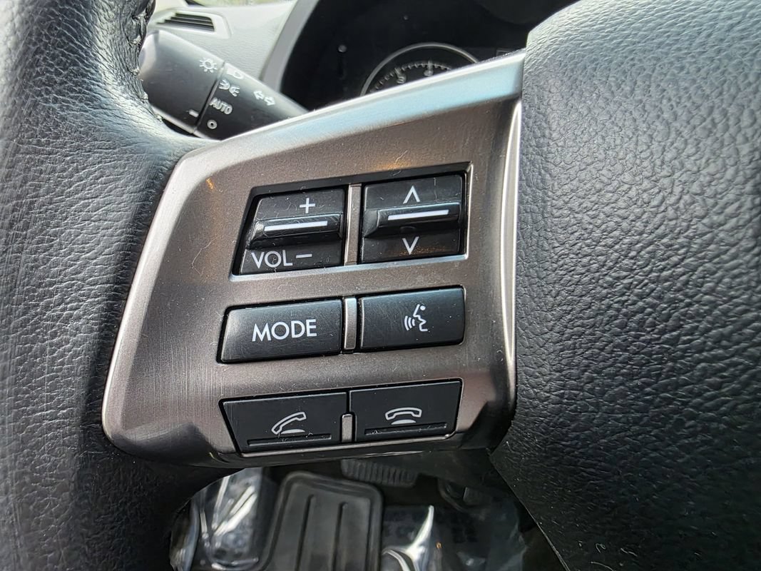 Used 2013 Subaru Legacy 2.5i Premium w/ All-Weather Pkg + Moonroof AWD/4WD image 29