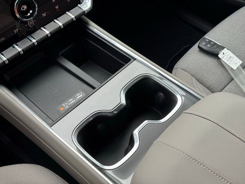 New 2026 GMC Acadia Elevation image 31