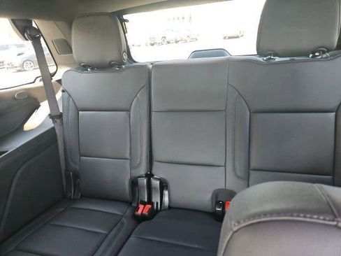 Used 2025 Chevrolet Tahoe LT w/ Comfort Package image 16