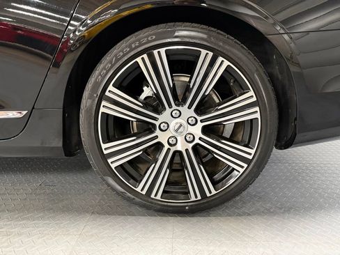 Used 2023 Volvo S90 B6 Plus AWD/4WD image 7