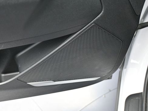 Used 2024 Kia Sportage EX image 14