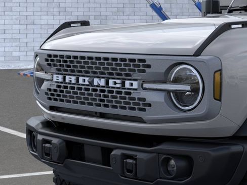 New 2026 Ford Bronco Badlands AWD/4WD image 18