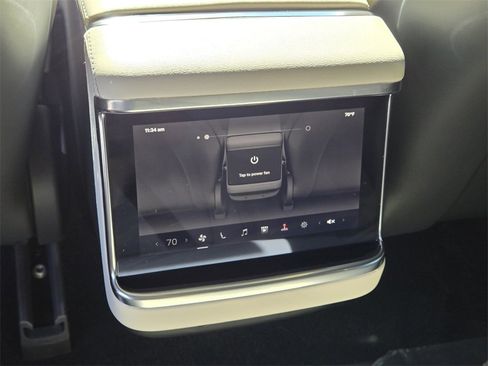 Used 2021 Tesla Model S Plaid image 18