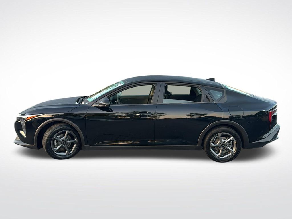 Used 2025 Kia K4 FWD image 4