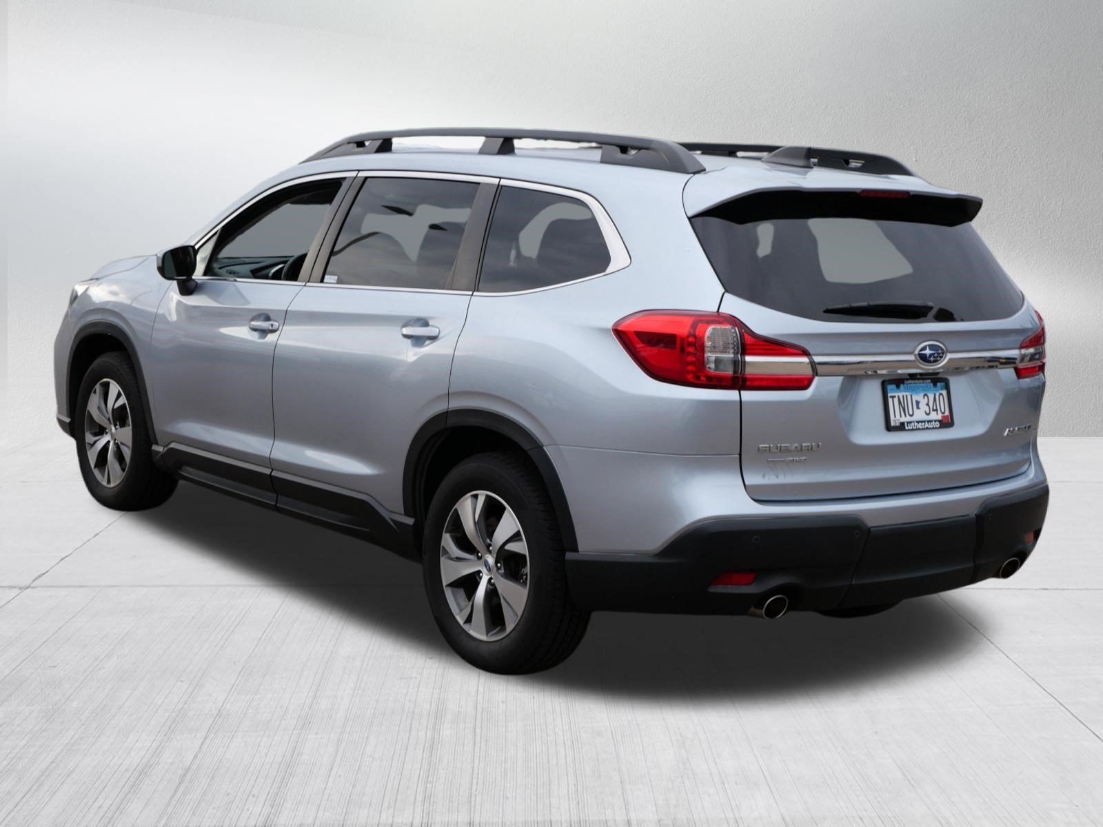 Used 2022 Subaru Ascent Premium w/ Convenience Package AWD/4WD image 5