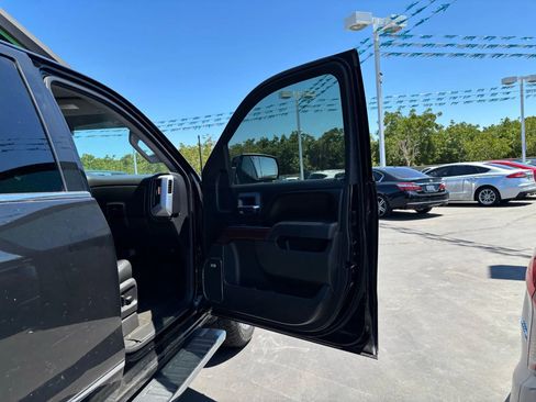Used 2017 GMC Sierra 1500 SLT image 11
