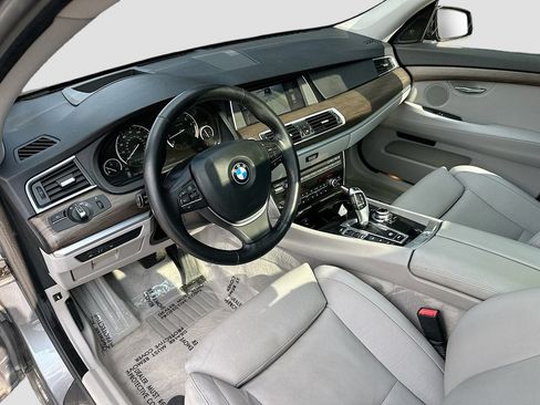 Used 2012 BMW 550i Gran Turismo xDrive AWD/4WD image 4