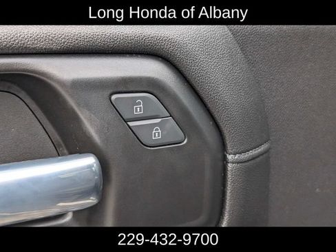 Used 2021 Chevrolet Silverado 1500 LT Trail Boss w/ Convenience Package II AWD/4WD image 13