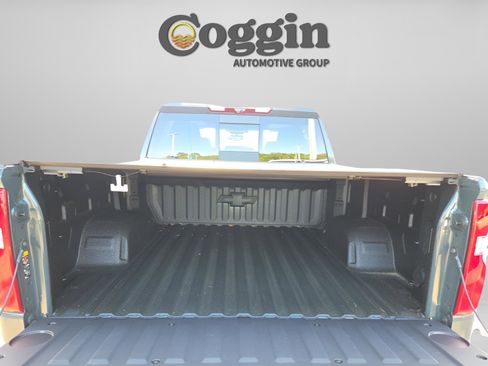 New 2026 Chevrolet Silverado 1500 High Country AWD/4WD image 14