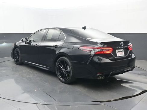Used 2024 Toyota Camry XSE FWD image 3