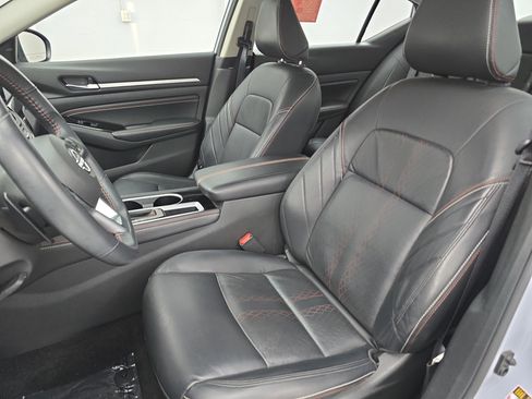 Certified 2023 Nissan Altima 2.5 SR w/ SR Premium Package image 14