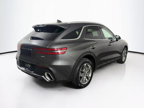 Used 2025 Genesis GV70 2.5T AWD/4WD image 9
