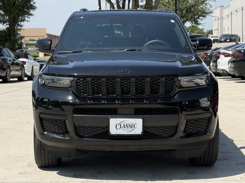 Used 2025 Jeep Grand Cherokee L Altitude AWD/4WD image 7