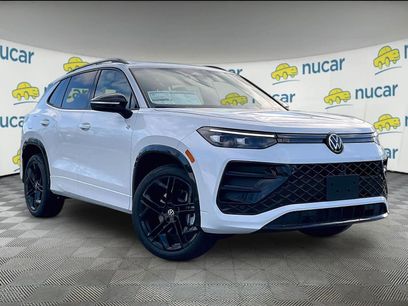 New 2026 Volkswagen Tiguan SE R-Line