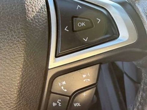 Used 2016 Ford Fusion SE w/ Equipment Group 202A image 11