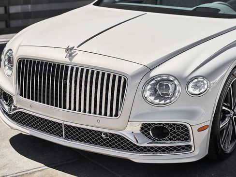 Used 2022 Bentley Flying Spur W12 AWD/4WD image 6