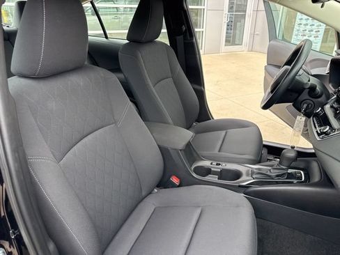 Used 2024 Toyota Corolla LE FWD image 32