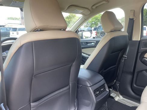 Used 2020 Ford Edge SEL w/ Convenience Package FWD image 20