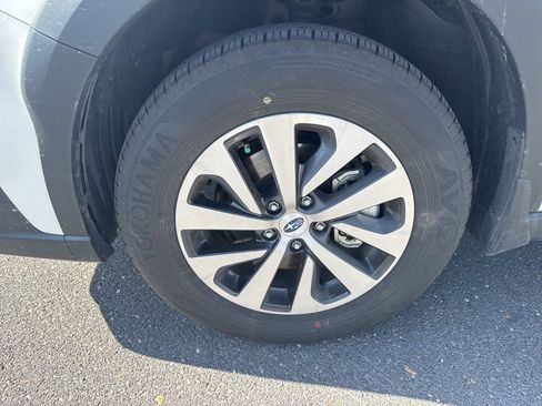 Certified 2025 Subaru Outback Premium image 13