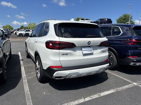 Used 2023 BMW X5 sDrive40i w/ Premium Package RWD image 17