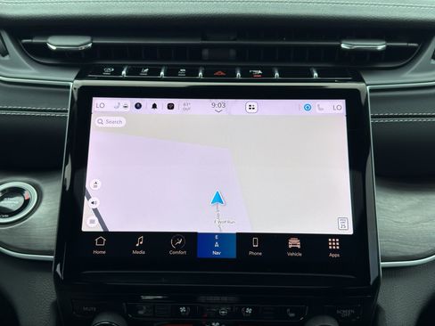 Used 2025 Jeep Grand Cherokee Limited w/ Luxury Tech Group II AWD/4WD image 25