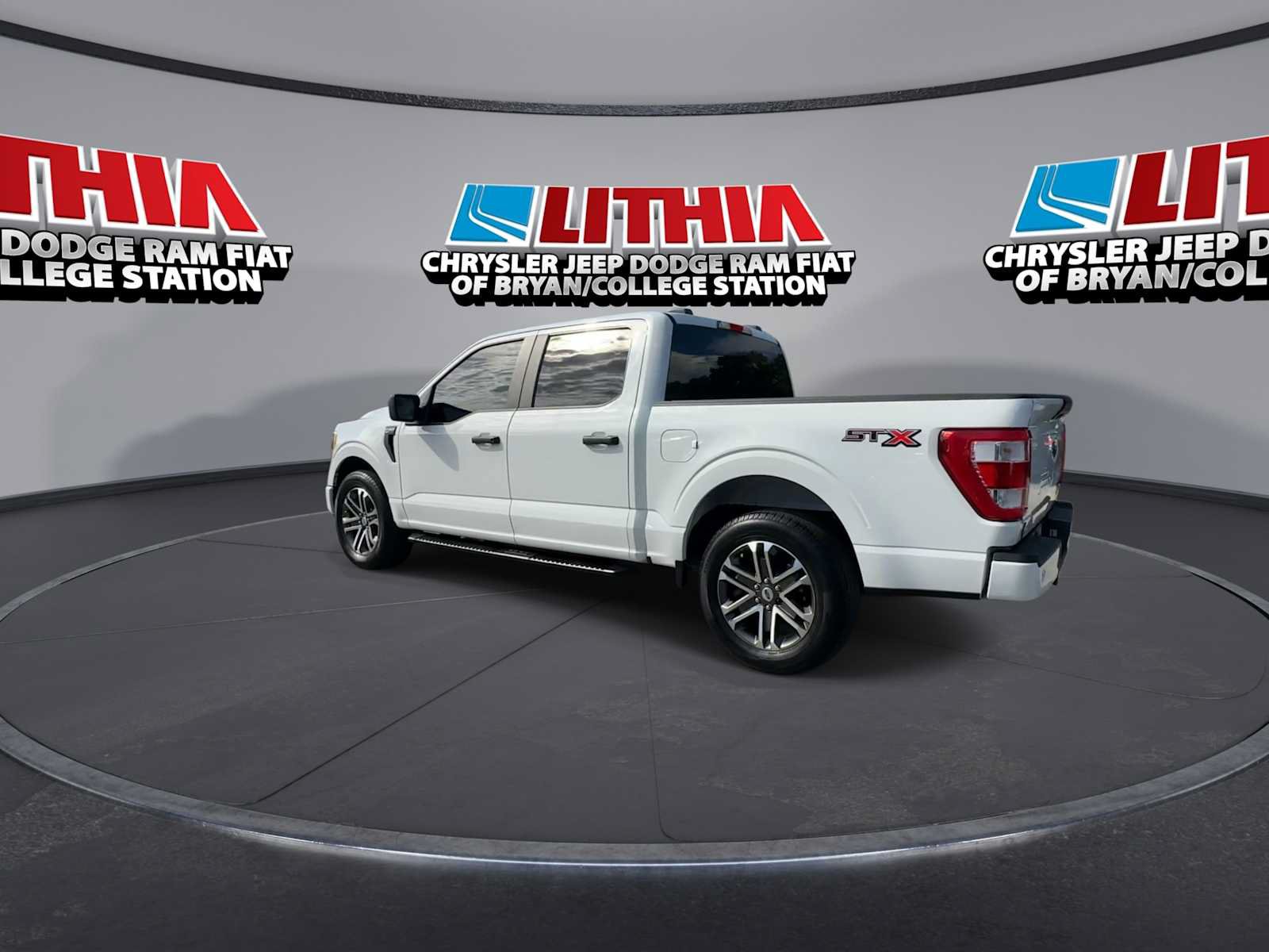 Used 2021 Ford F150 XL w/ STX Appearance Package RWD image 6