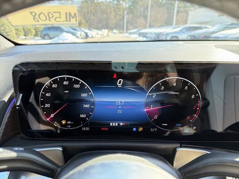 New 2025 Mercedes-Benz GLB 250 4MATIC image 28