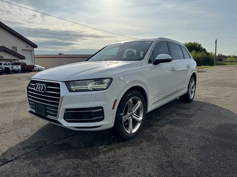 Used 2019 Audi Q7 3.0T Prestige w/ Prestige Package AWD/4WD image 11