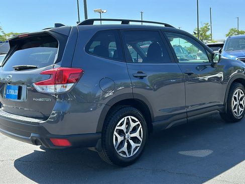 Used 2021 Subaru Forester Premium AWD/4WD image 5
