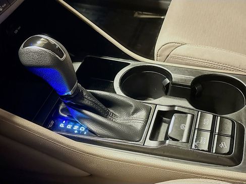 Used 2020 Hyundai Tucson SE image 19