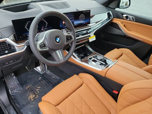 New 2026 BMW X5 sDrive40i w/ M Sport Package RWD image 18